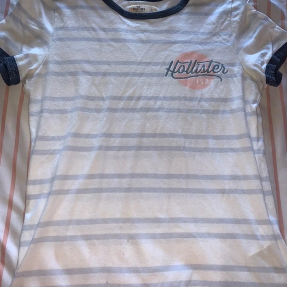 Hollister shirt